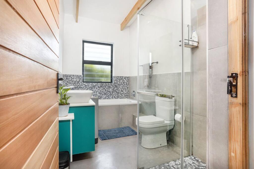 Mountain And Sea Cottage Hermanus Esterno foto